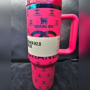 40oz Stanley x Chanel Vibrant Pink Tumbler